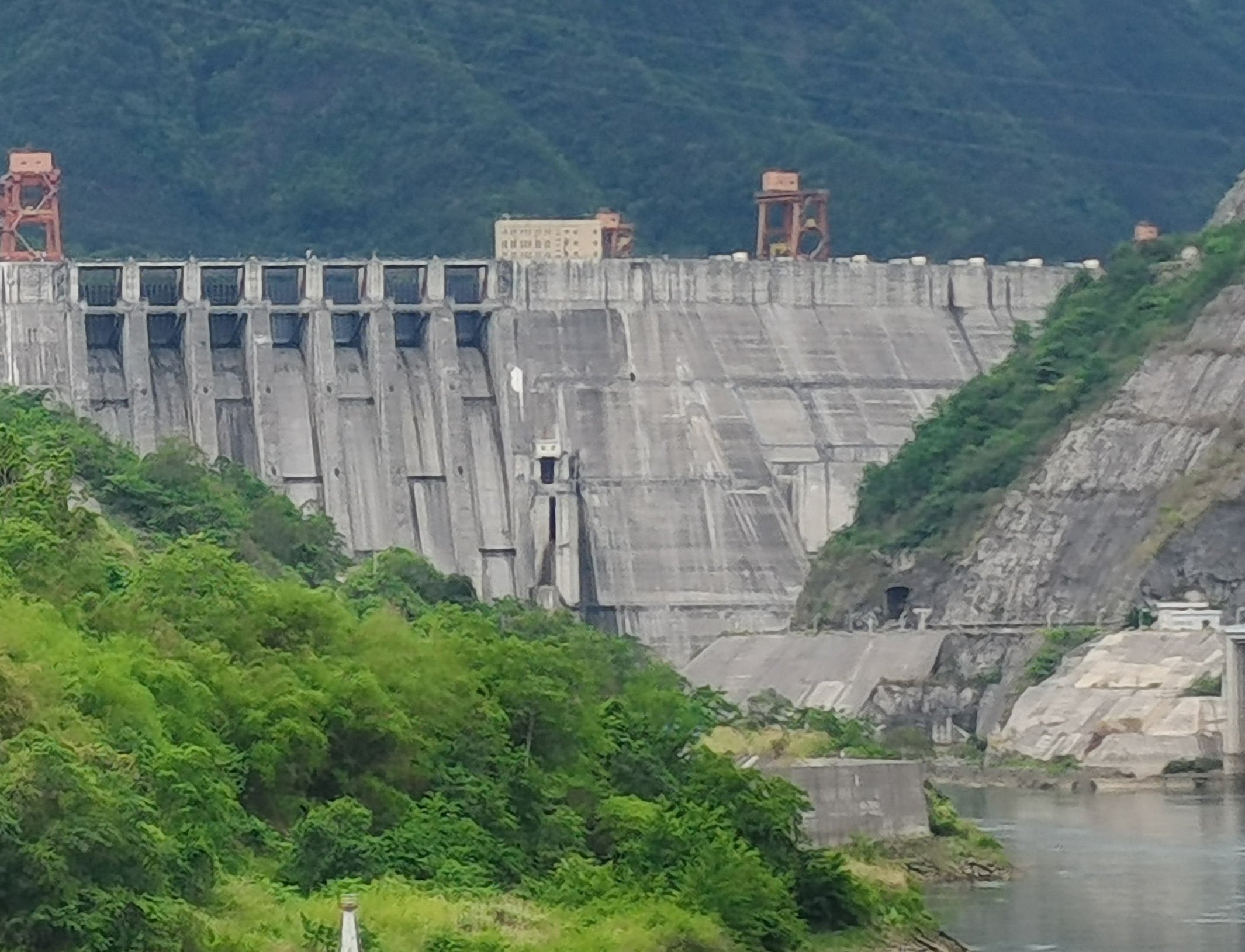 TD  23 快硬早強(qiáng)無(wú)收縮灌漿料